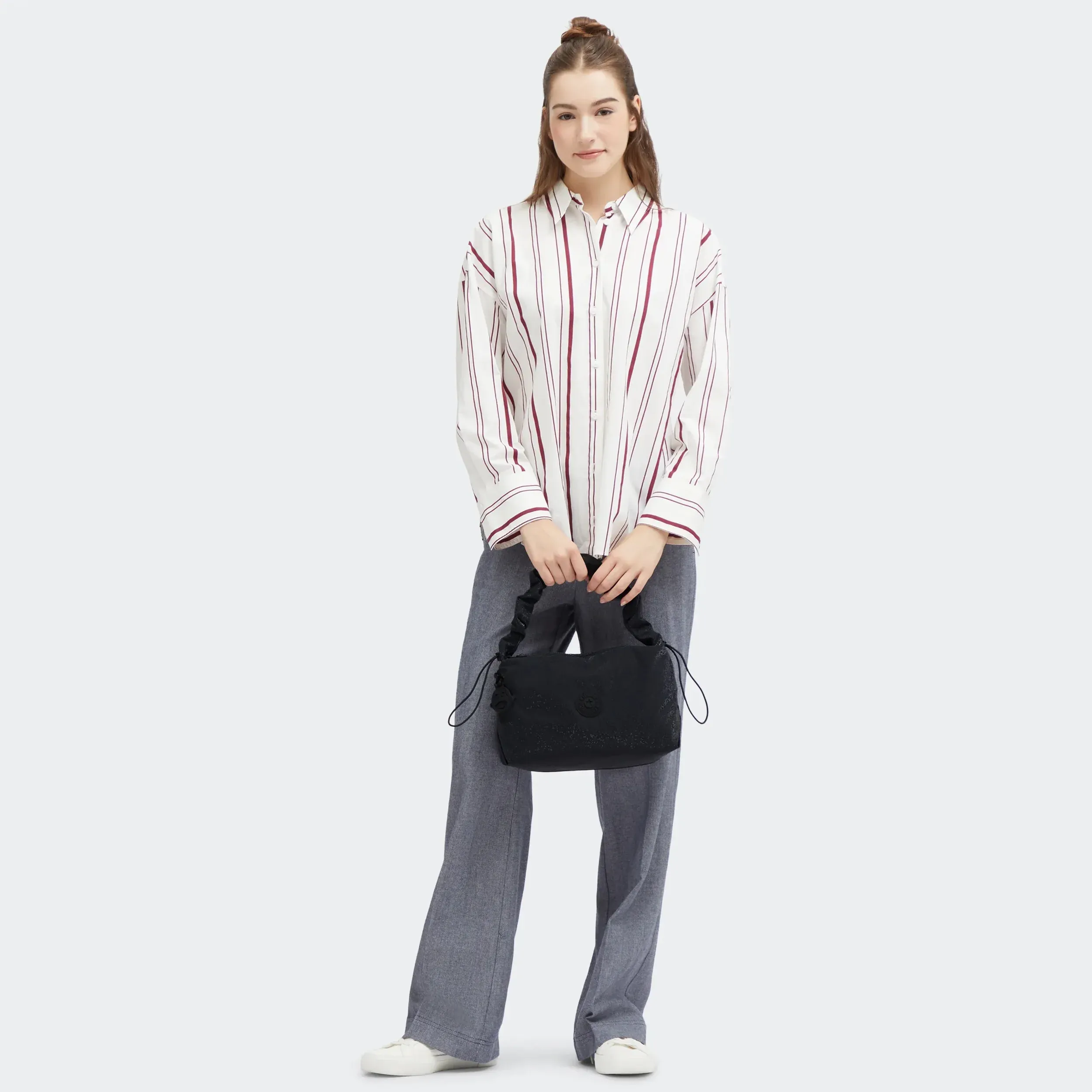 Eleni Medium Smooth Satin-axelväska