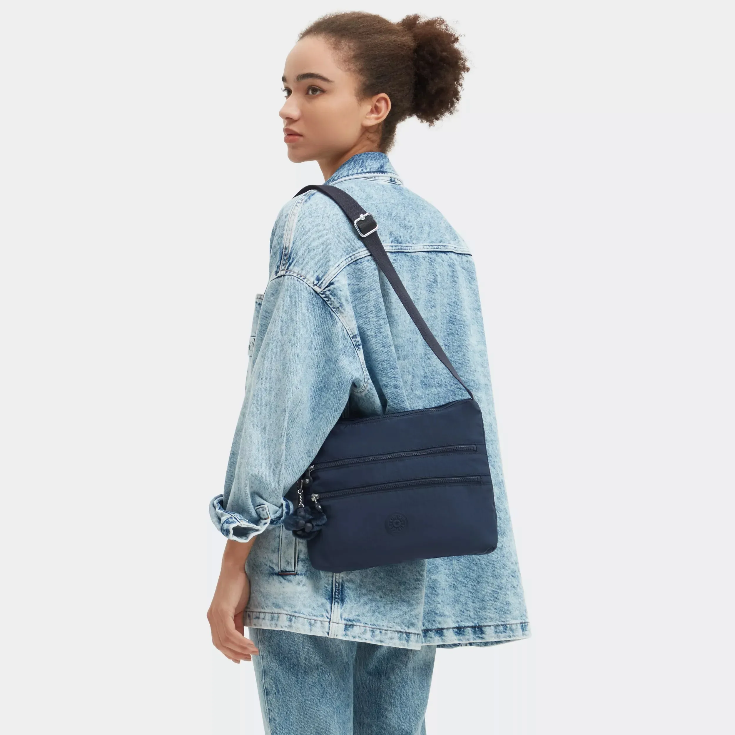 Alvar-bag, korsbär